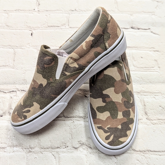 Y2K army camo canvas sneakers (Size 7) - Picture 3 of 6
